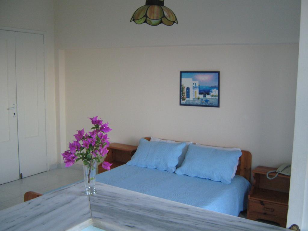 Villa Anneta Kamári Chambre photo